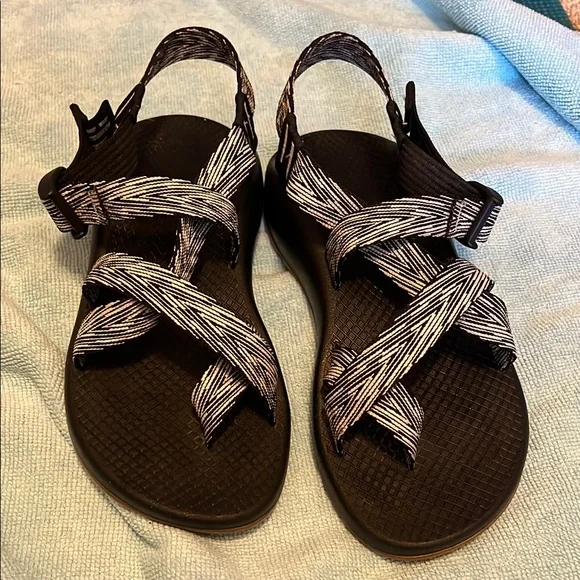 Chaco Black and White Sandals - Picture 3 of 7